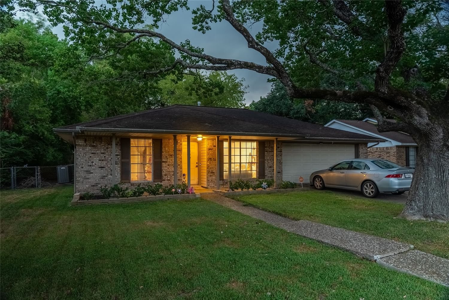 Real estate property located at 2415 Mockingbird, Harris, Flamenco, Baytown, TX, US