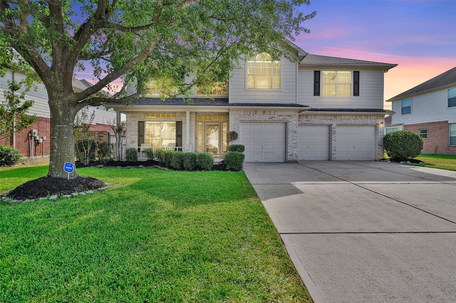 Real estate property located at 11118 Fairway, Harris, Heron Lakes Estates, Houston, TX, US