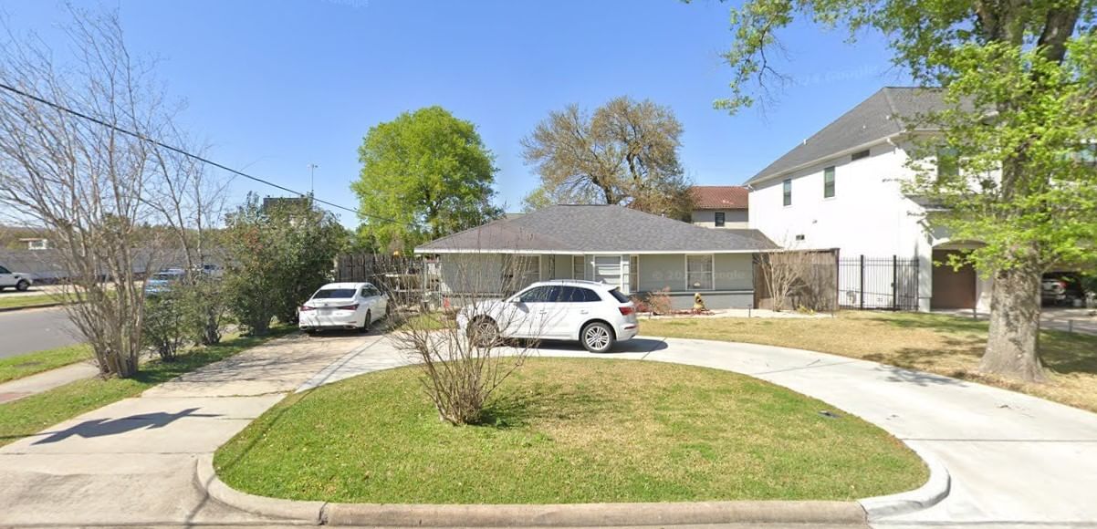 Real estate property located at 4630 Willow, Harris, Willow Lane Place, Bellaire, TX, US