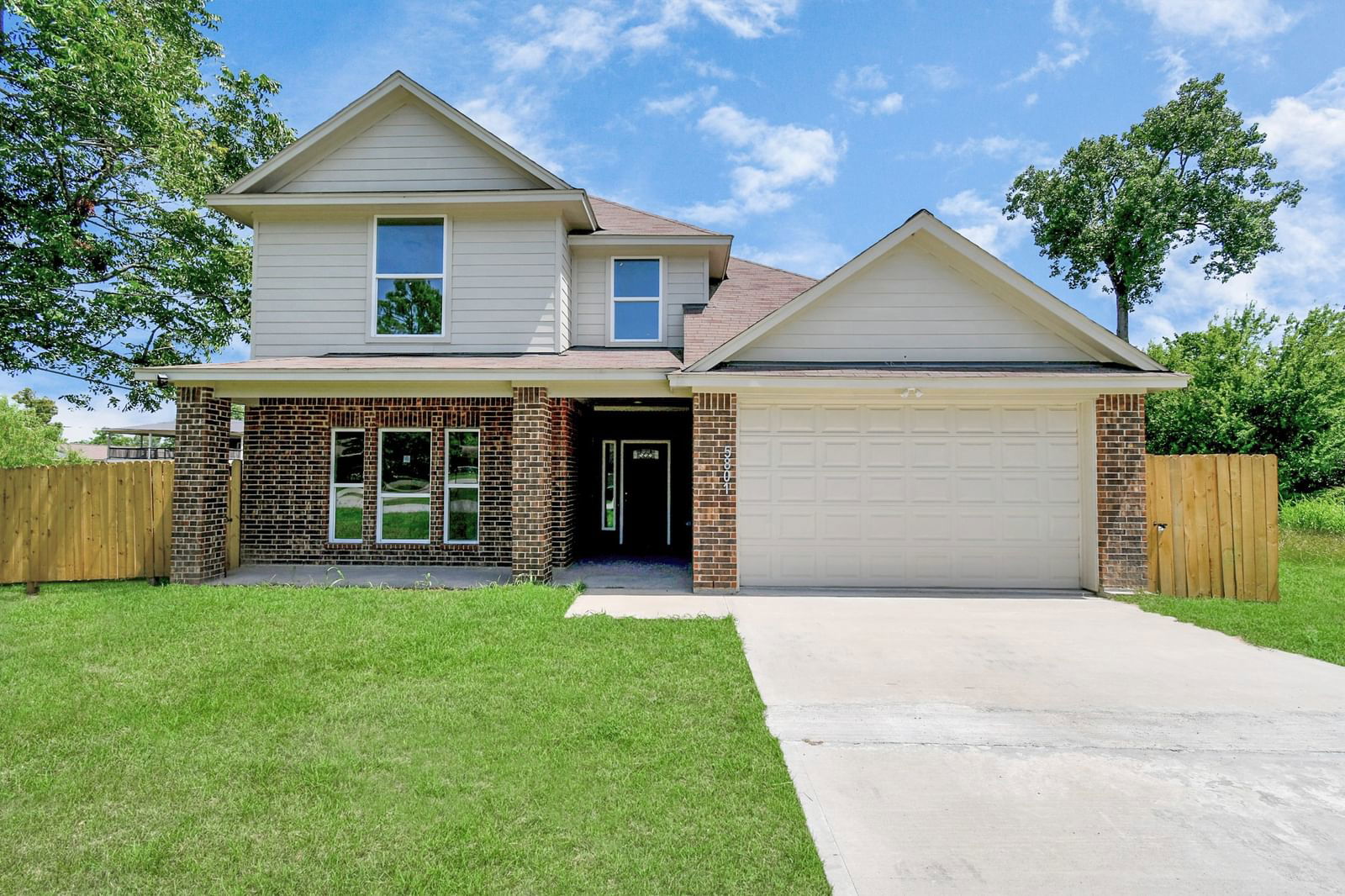 Real estate property located at 5801 Hartwick, Harris, Edgeworth Place Sec 02, Houston, TX, US