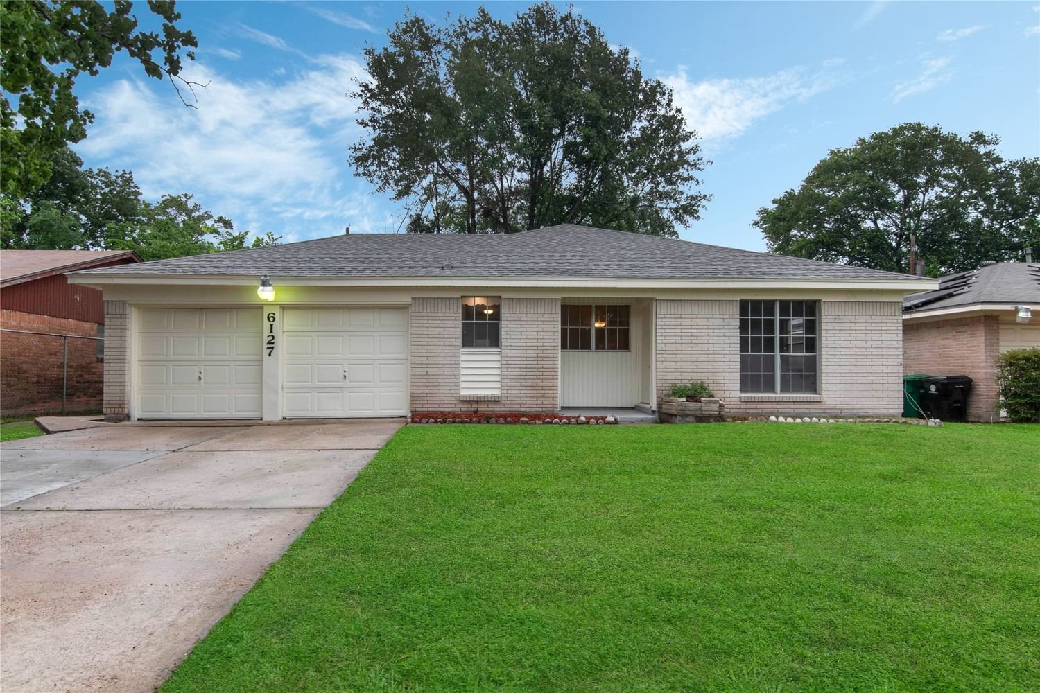 Real estate property located at 6127 Standing Oaks, Harris, Riverwood Estates, Houston, TX, US