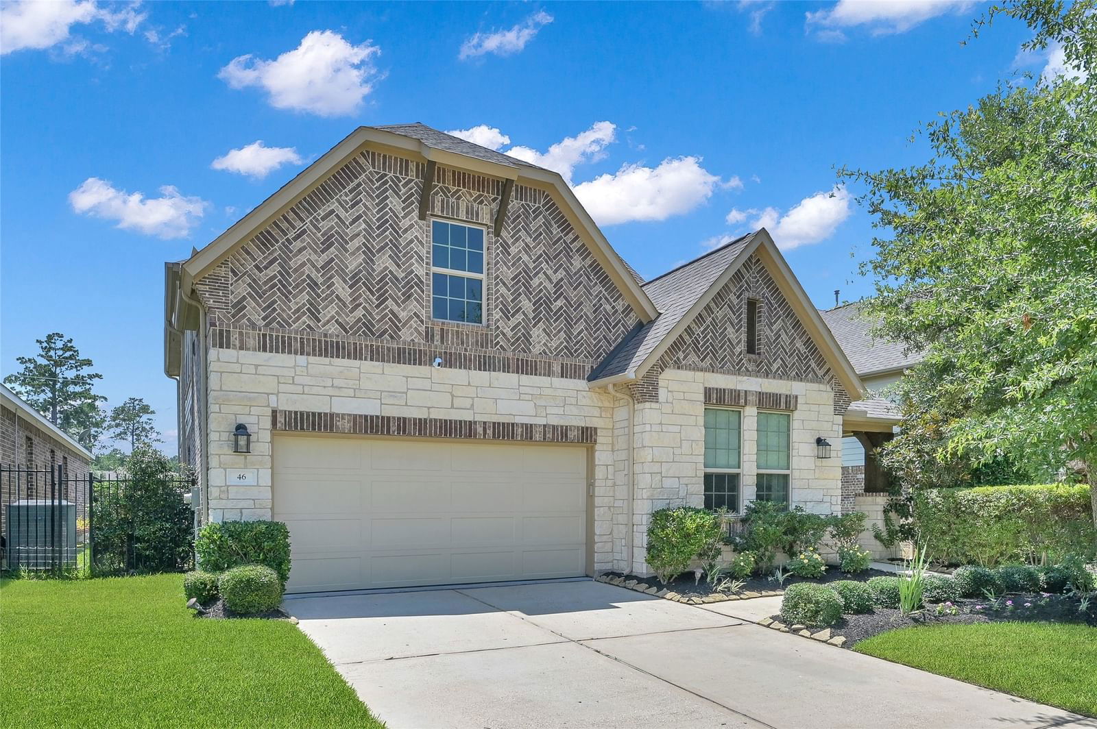 Real estate property located at 46 Wyatt Oaks, Harris, Woodlands Creekside Park West Se, Tomball, TX, US