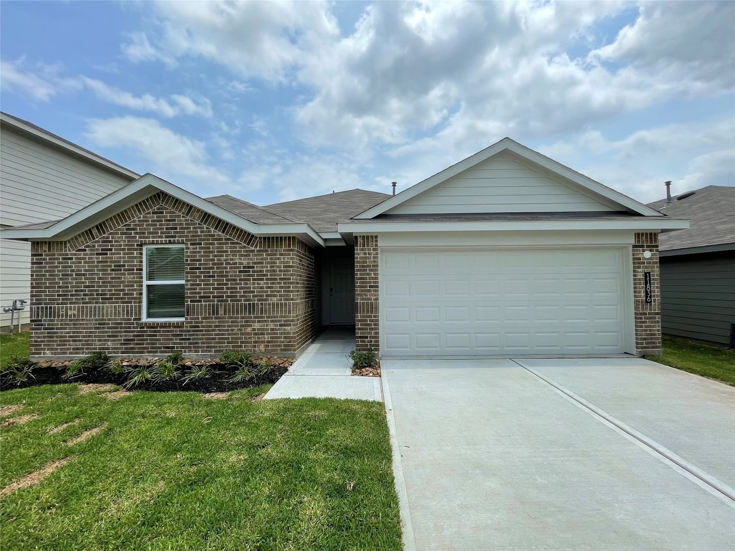 Real estate property located at 11836 Summertime Dr, Montgomery, Summerwood Trails, Willis, TX, US