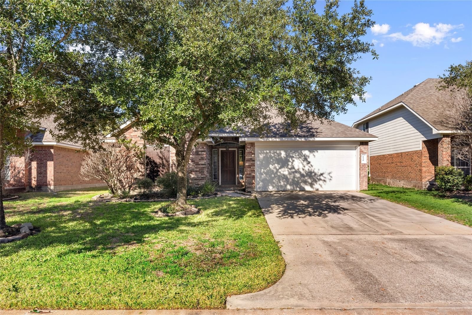 Real estate property located at 8130 Rushing Stream, Harris, Creekside Place, Tomball, TX, US
