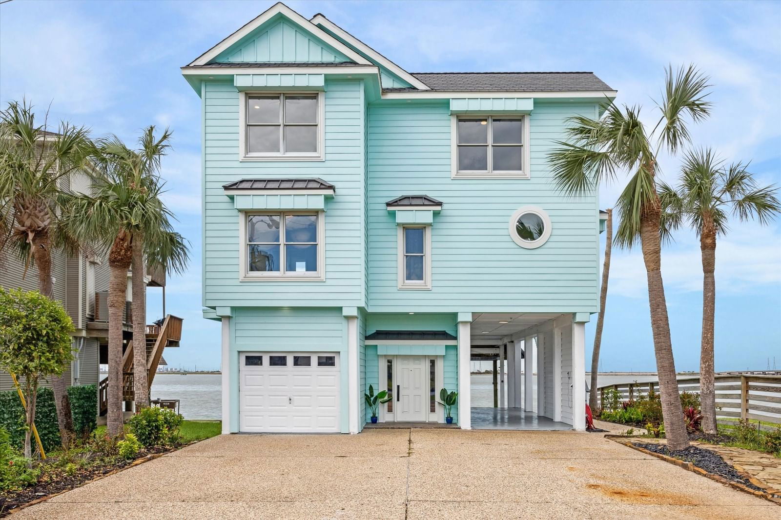 Real estate property located at 1322 Outrigger, Galveston, Tiki Island, Tiki Island, TX, US