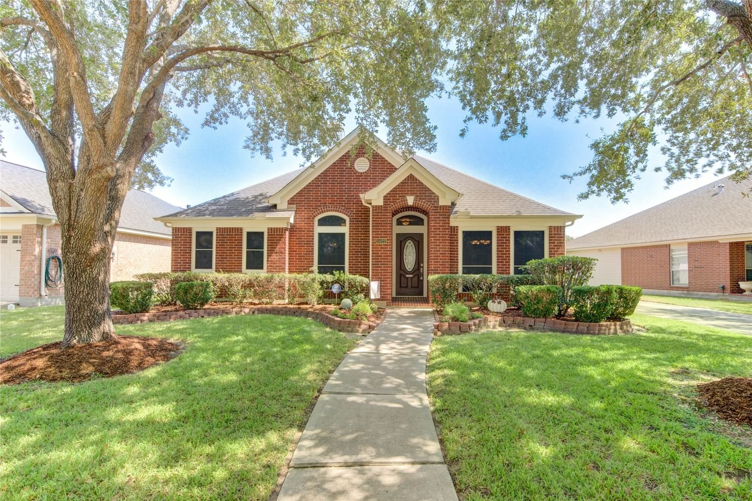 Real estate property located at 1422 Waterside Village, Fort Bend, Richmond, TX, US
