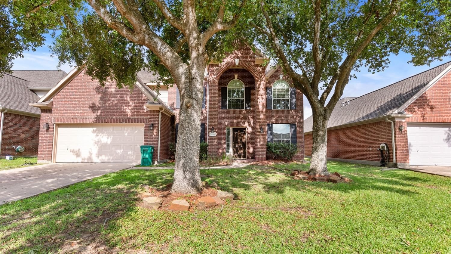 Real estate property located at 5206 Bur Oak, Harris, Baywood Oaks West Sec 04, Pasadena, TX, US