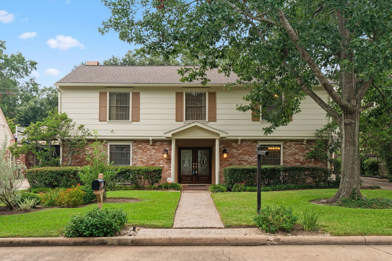 Real estate property located at 527 Briar Knoll, Harris, Nottingham Forest, Houston, TX, US