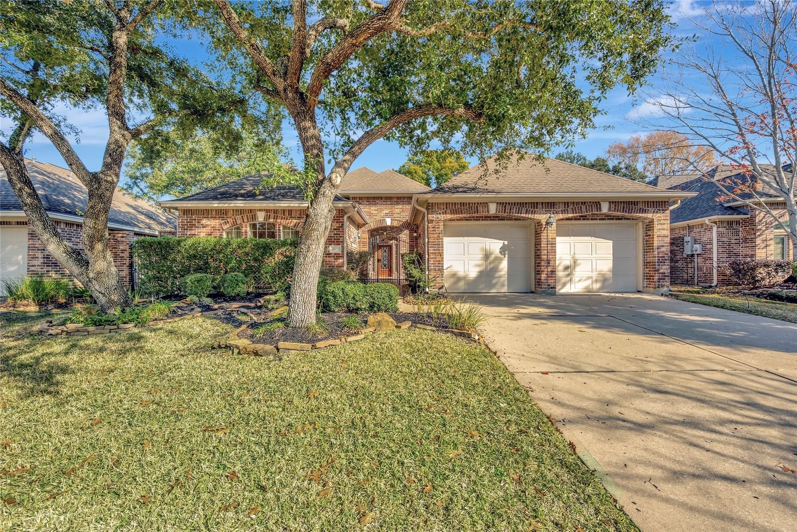 Real estate property located at 4427 Cypress Pond, Harris, Pine Brook Patio Homes, Pasadena, TX, US