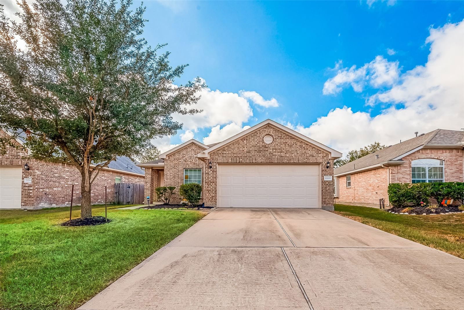 Real estate property located at 22215 Oceanic, Harris, Lakes/Mason Park Sec 01 Amd, Katy, TX, US