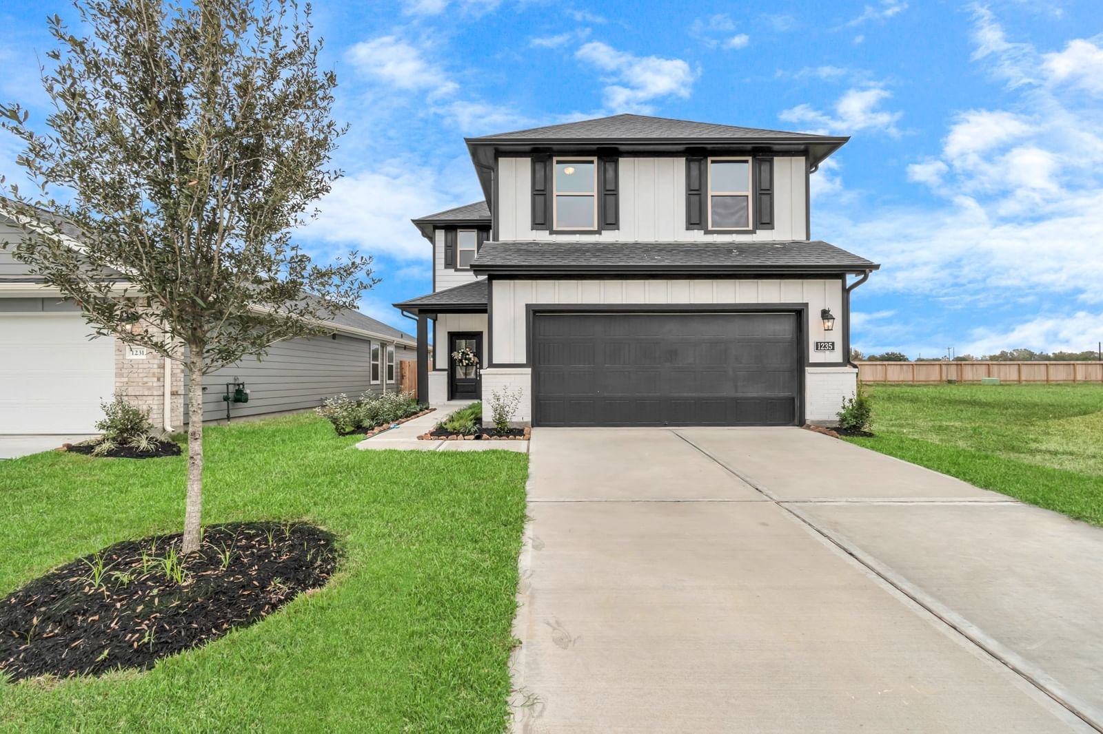 Real estate property located at 1202 Tanner Dell Drive, Harris, Sweetgrass Village, Crosby, TX, US