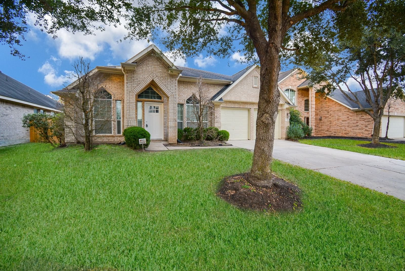 Real estate property located at 19434 Gracely Park, Fort Bend, Grand Mission Sec 3, Richmond, TX, US