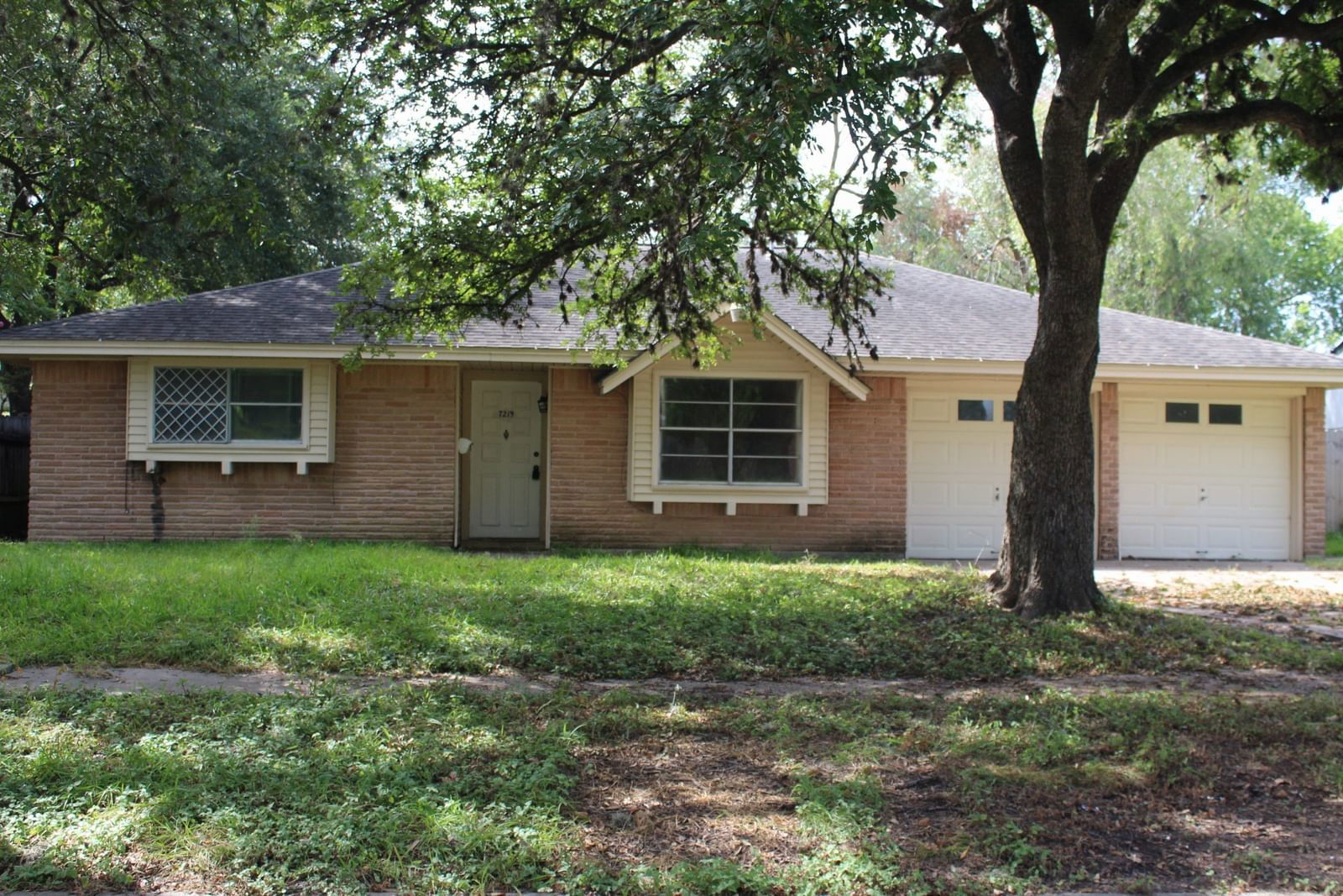 Real estate property located at 7219 Tanager, Harris, Sharpstown Sec 03, Houston, TX, US