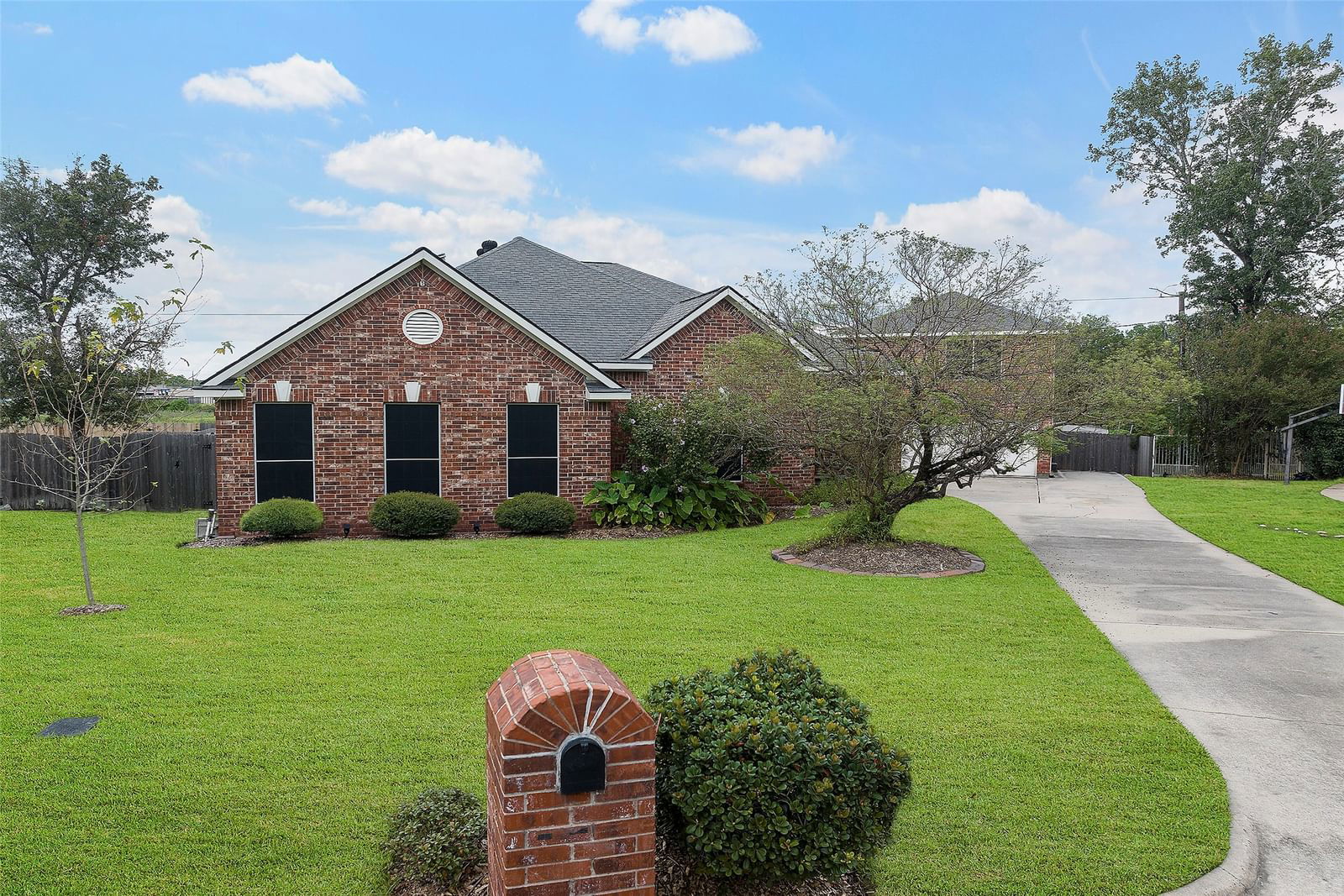 Real estate property located at 6910 Worcester, Harris, Wimbledon Estates & Racquet Club, Spring, TX, US