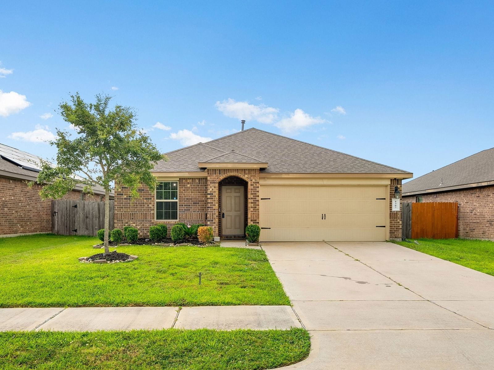 Real estate property located at 8307 Oakleaf Meadow, Fort Bend, Southern Colony, Rosharon, TX, US