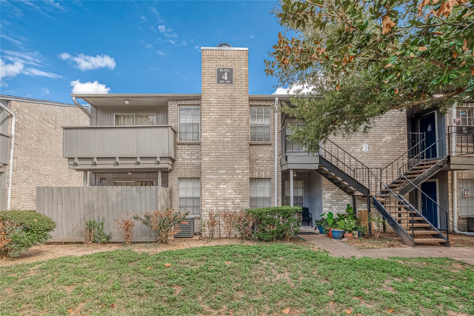 Real estate property located at 9700 Leawood #4/416, Harris, Leawood Condo Sec 01, Houston, TX, US