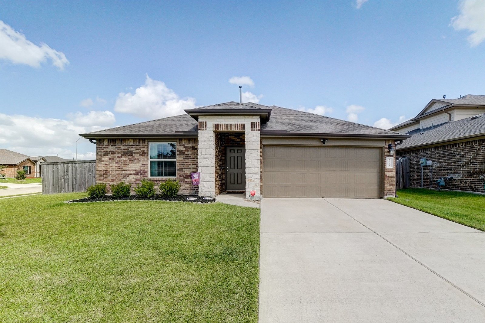Real estate property located at 4003 Emperor Valley, Harris, Baytown, TX, US