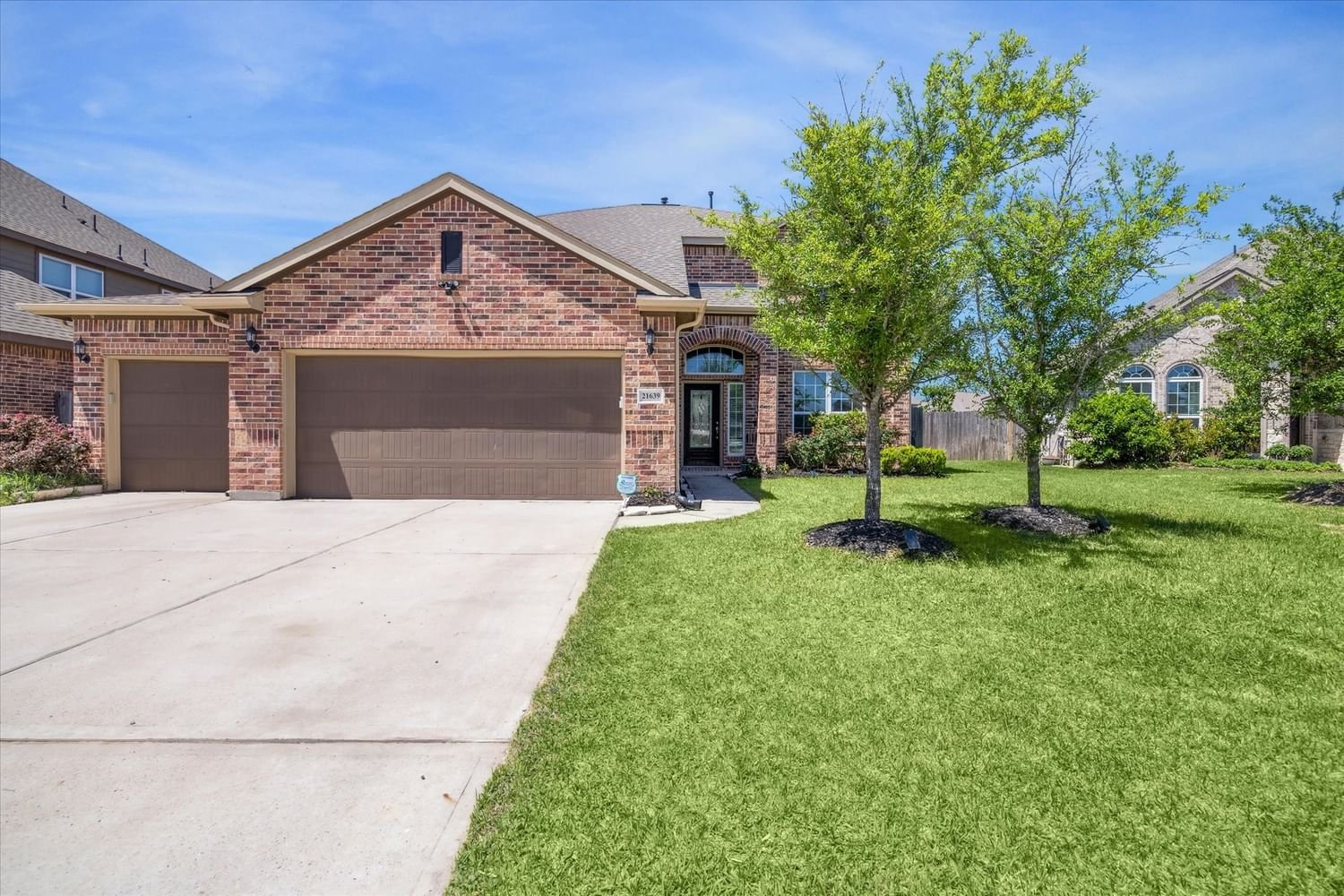 Real estate property located at 21639 Flowering Crab Apple, Montgomery, Azalea District, Porter, TX, US
