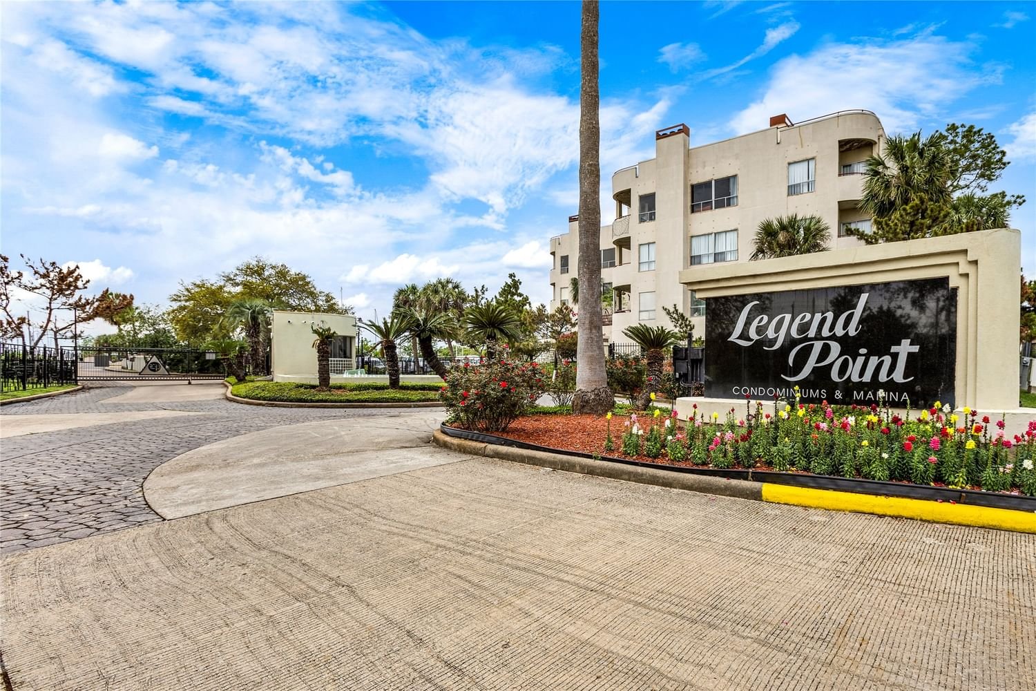 Real estate property located at 1302 Marina Bay #301A, Galveston, Legend Point Condo, Clear Lake Shores, TX, US