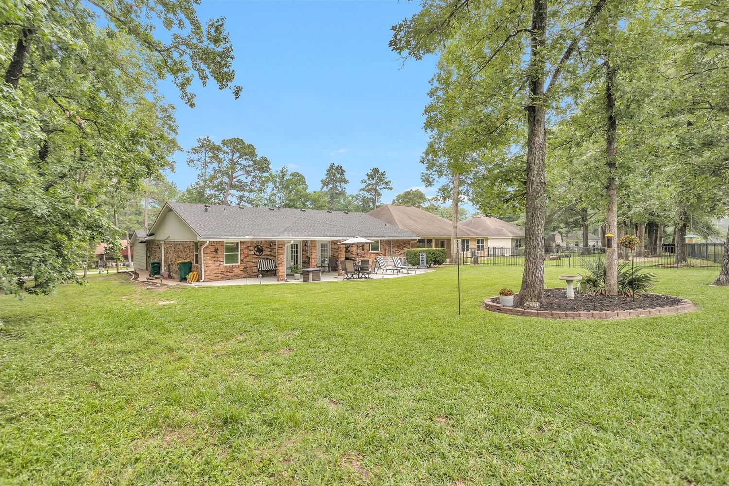 Real estate property located at 55 Rolling Hills, Montgomery, Panorama-Thunderbird, Conroe, TX, US