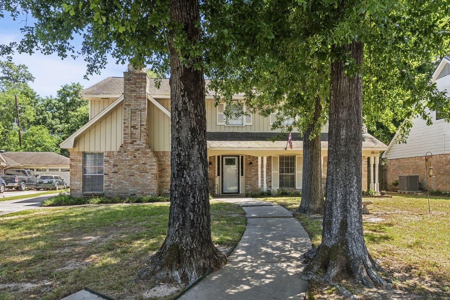 Real estate property located at 1007 Manatee Lane, Harris, Westador Sec 01, Houston, TX, US