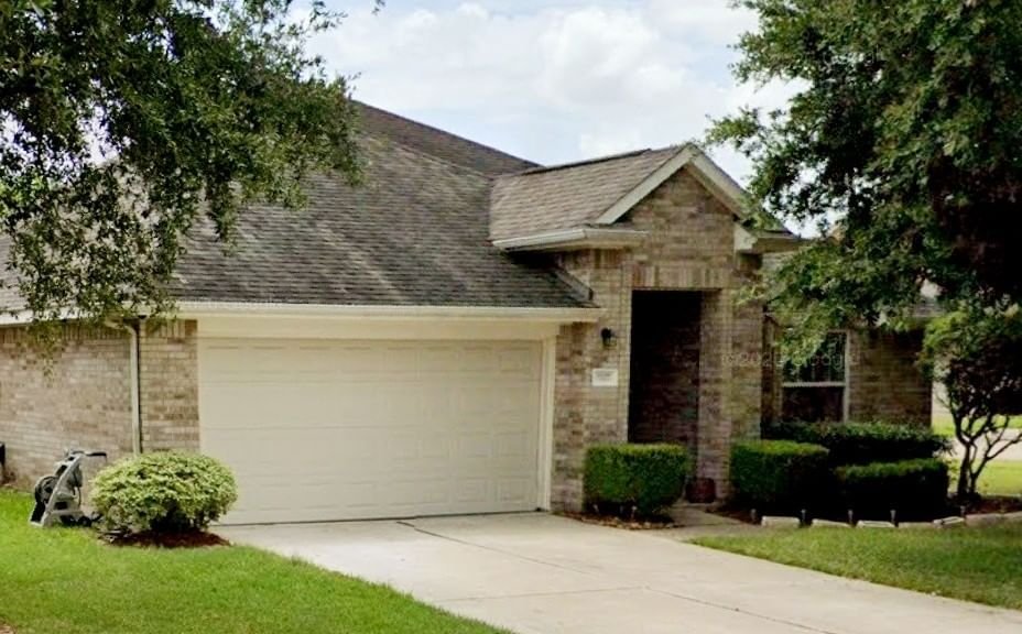 Real estate property located at 3327 Ithaca, Fort Bend, Olympia Estates Sec 2, Missouri City, TX, US