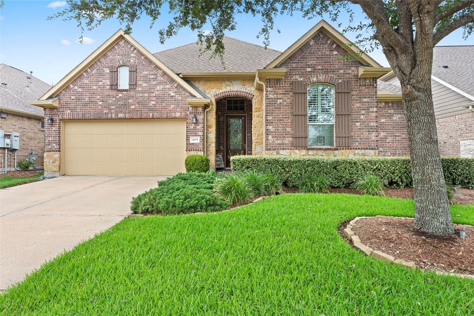 Real estate property located at 4619 Hispania View, Galveston, Mar Bella Sec 11 2011, League City, TX, US