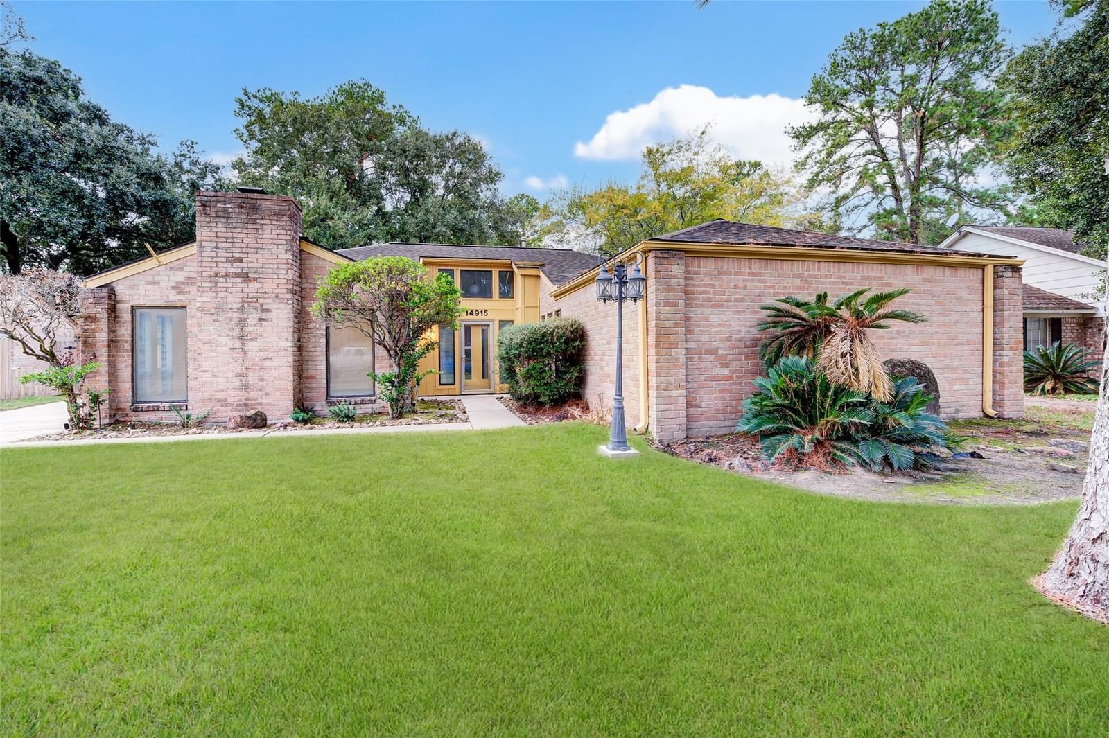 Real estate property located at 14915 Shady Bend, Harris, Heatherwood Village, Houston, TX, US