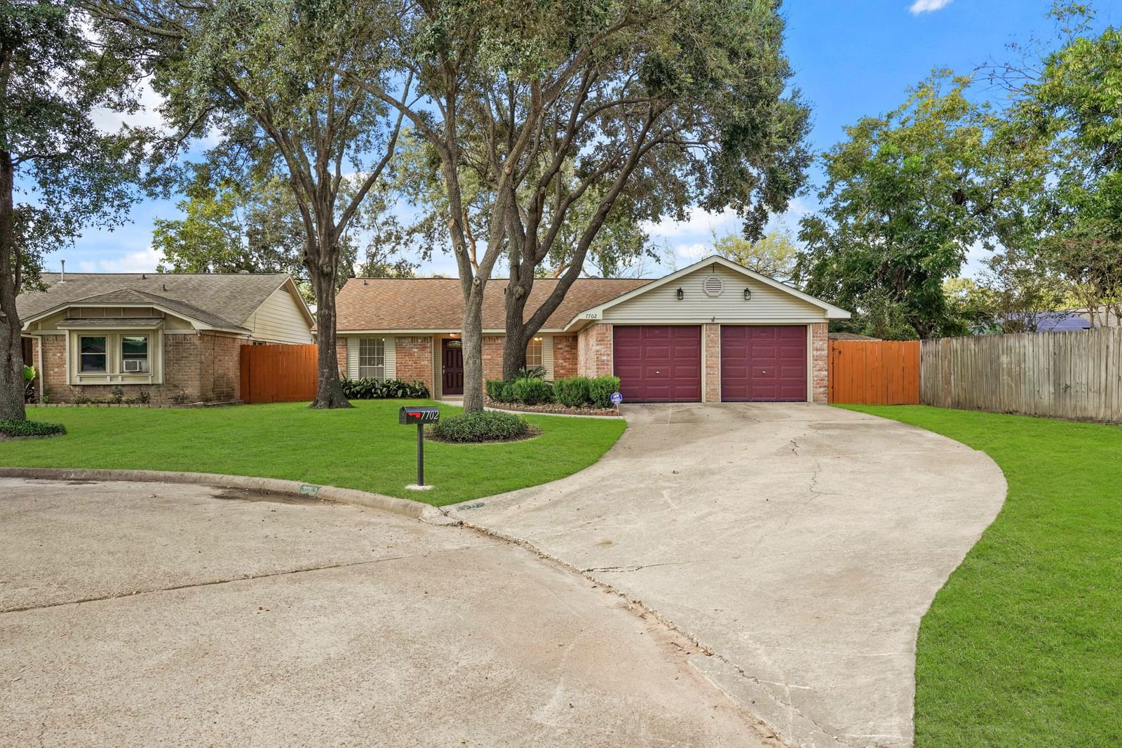 Real estate property located at 7702 Log Hollow, Harris, Woodland Trails North, Houston, TX, US