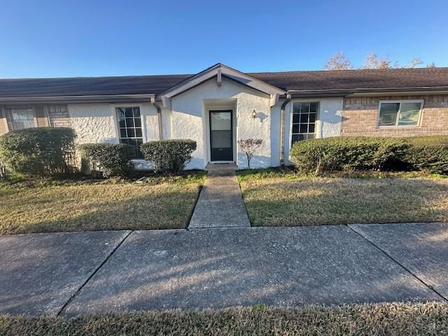 Real estate property located at 4038 Laura Leigh Ln, Harris, Forest Bend Sec 03, Friendswood, TX, US