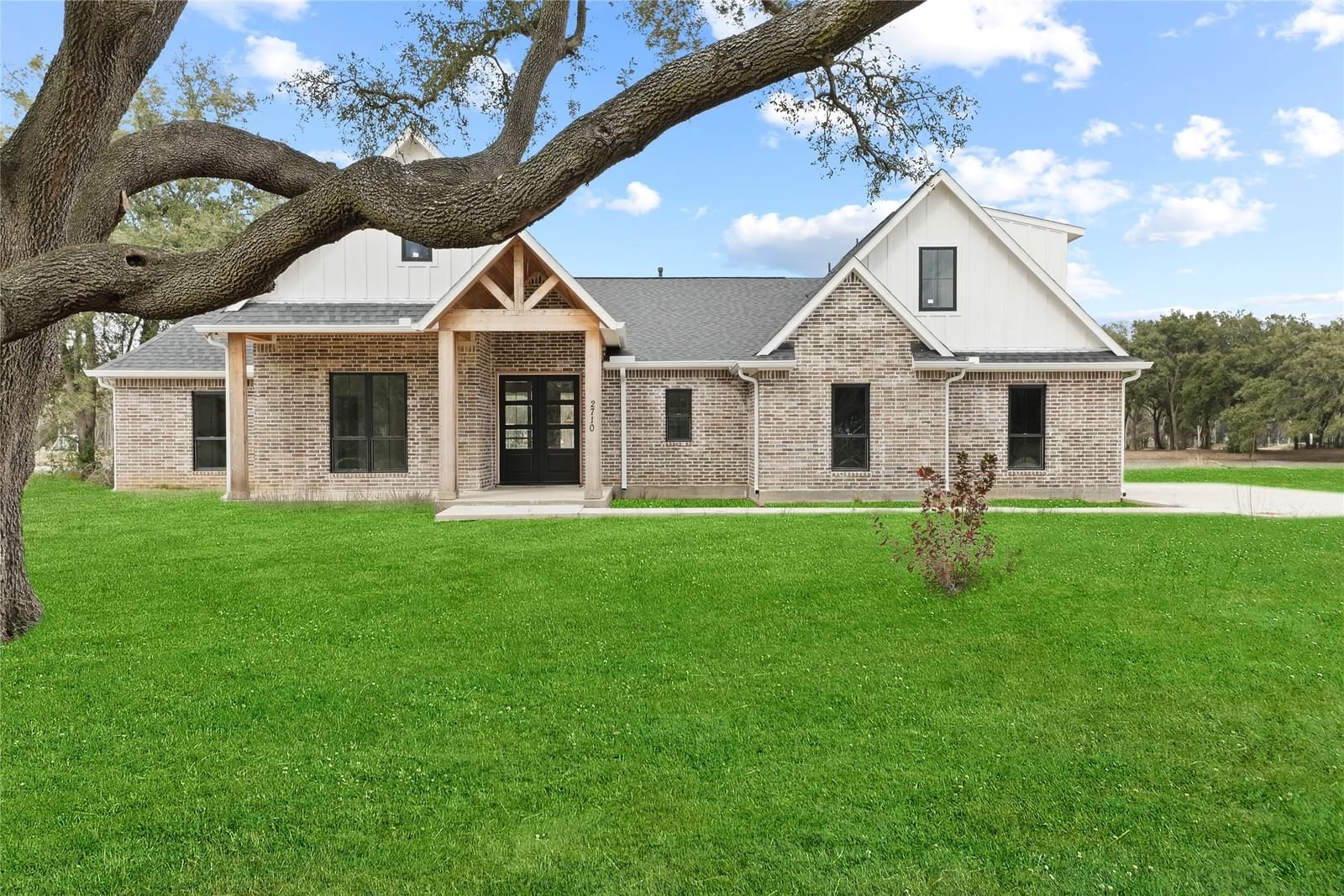 Real estate property located at 2710 Hackberry, Brazoria, Shadow Pond Ph 2, Alvin, TX, US