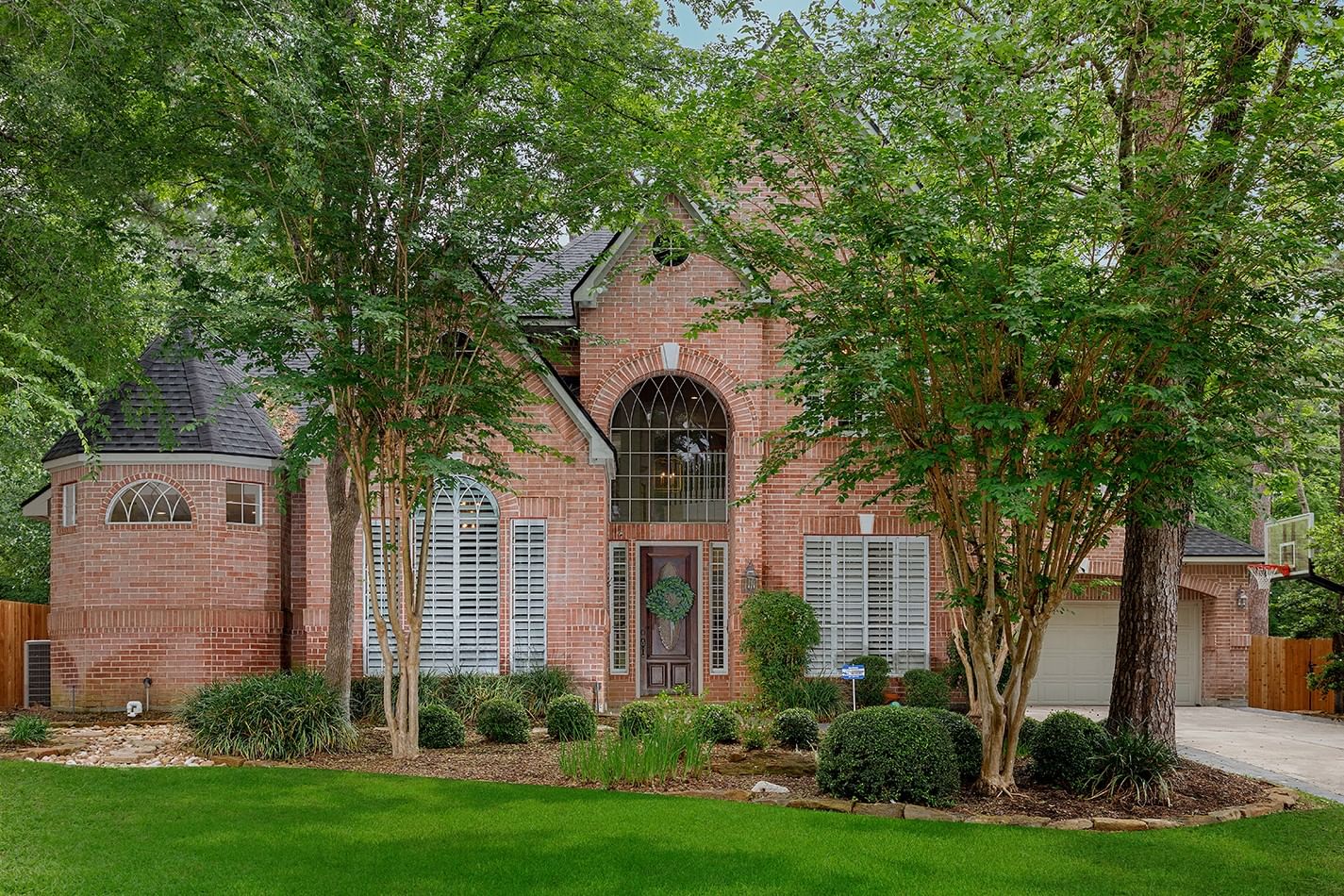 Real estate property located at 66 Glentrace, Montgomery, Wdlnds Village Alden Br 56, The Woodlands, TX, US