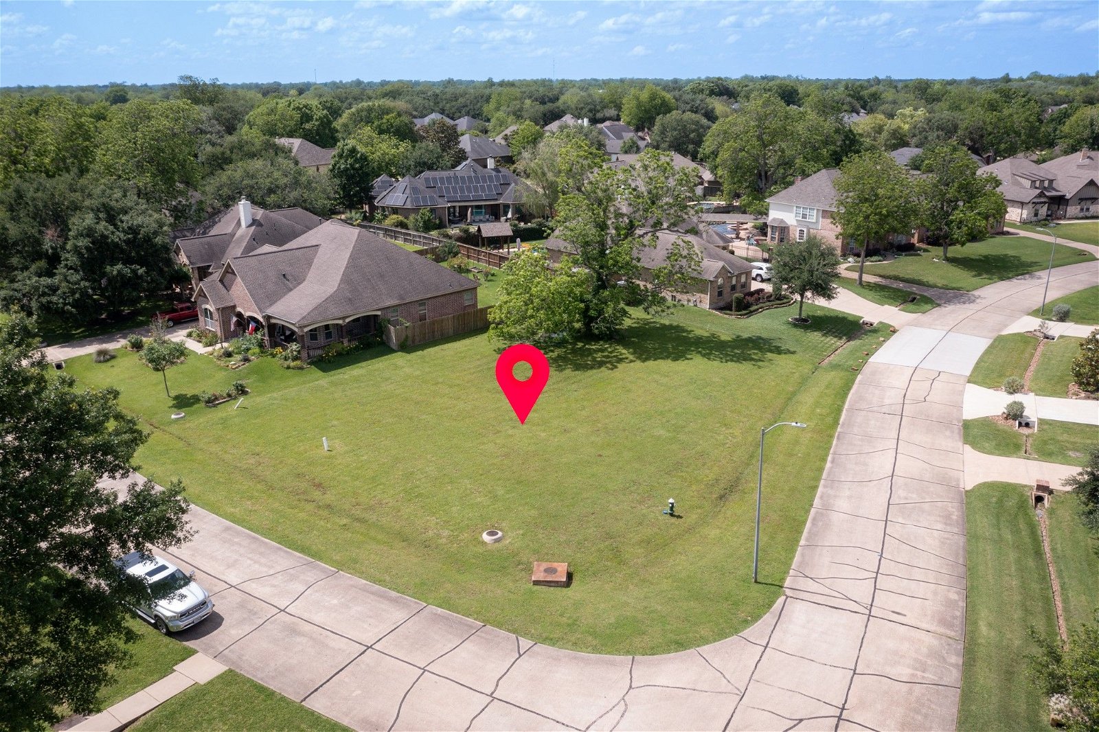 Real estate property located at 33202 Woodton, Fort Bend, Bradford On The Bend, Weston Lakes, TX, US