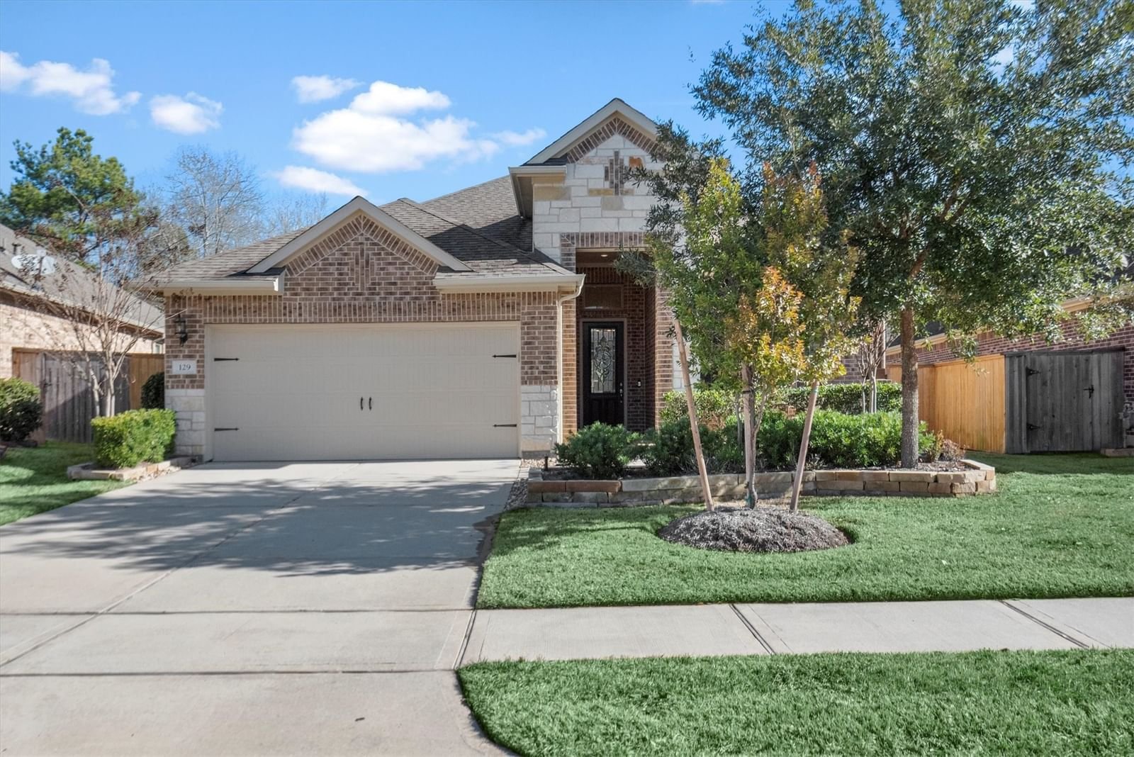 Real estate property located at 129 Gray Vervain, Montgomery, Bonterra At Woodforest 02, Montgomery, TX, US