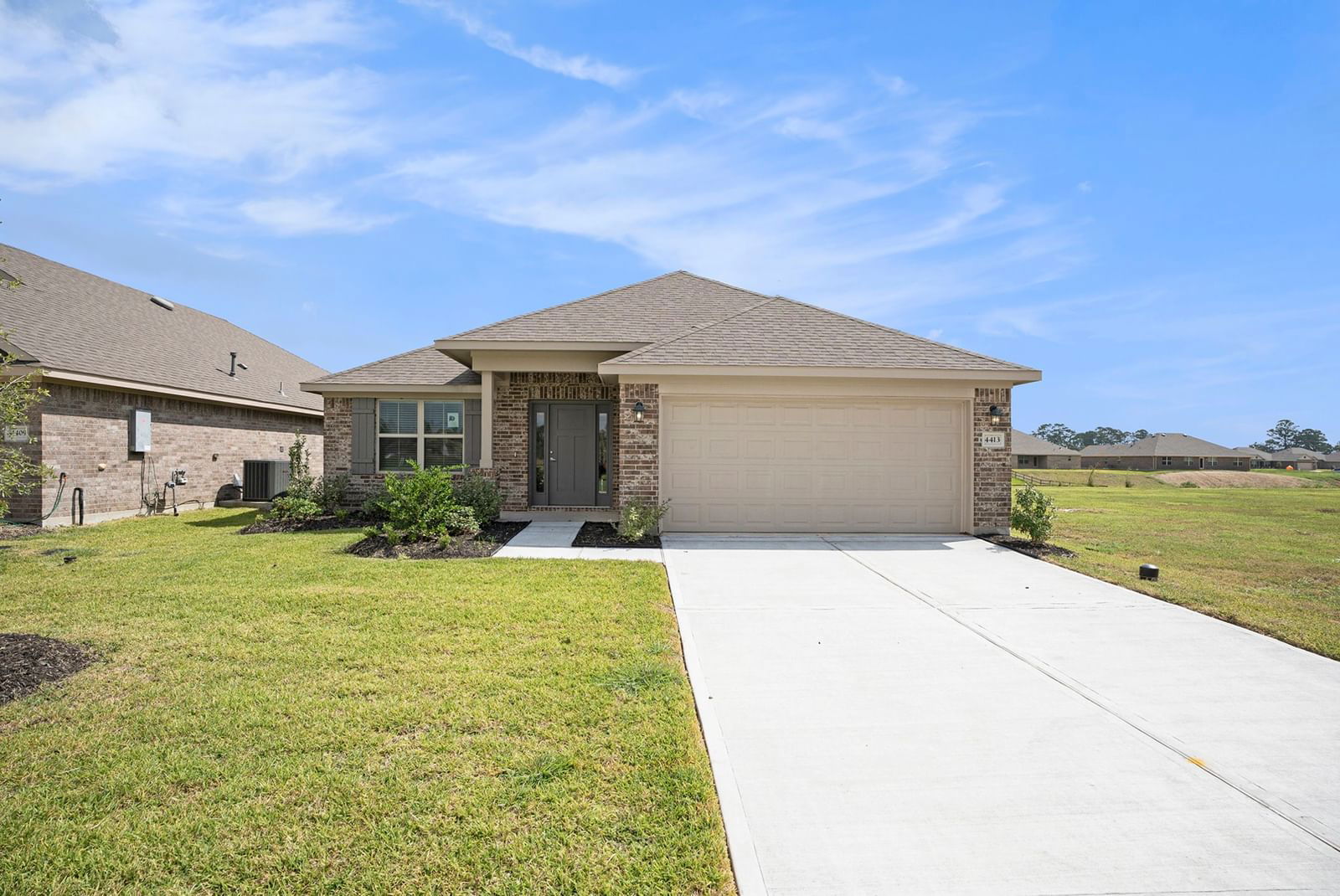 Real estate property located at 4413 East Bayou Maison, Galveston, Bayou Maison, Dickinson, TX, US