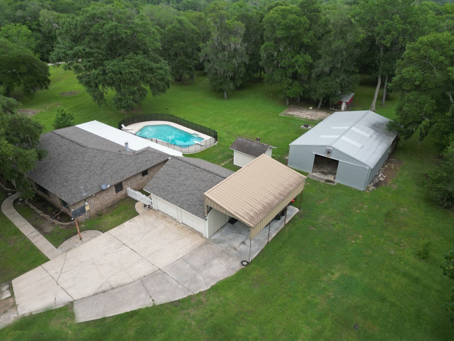 Real estate property located at 1234 County Road 878b, Brazoria, Homeland Acres, Sweeny, TX, US