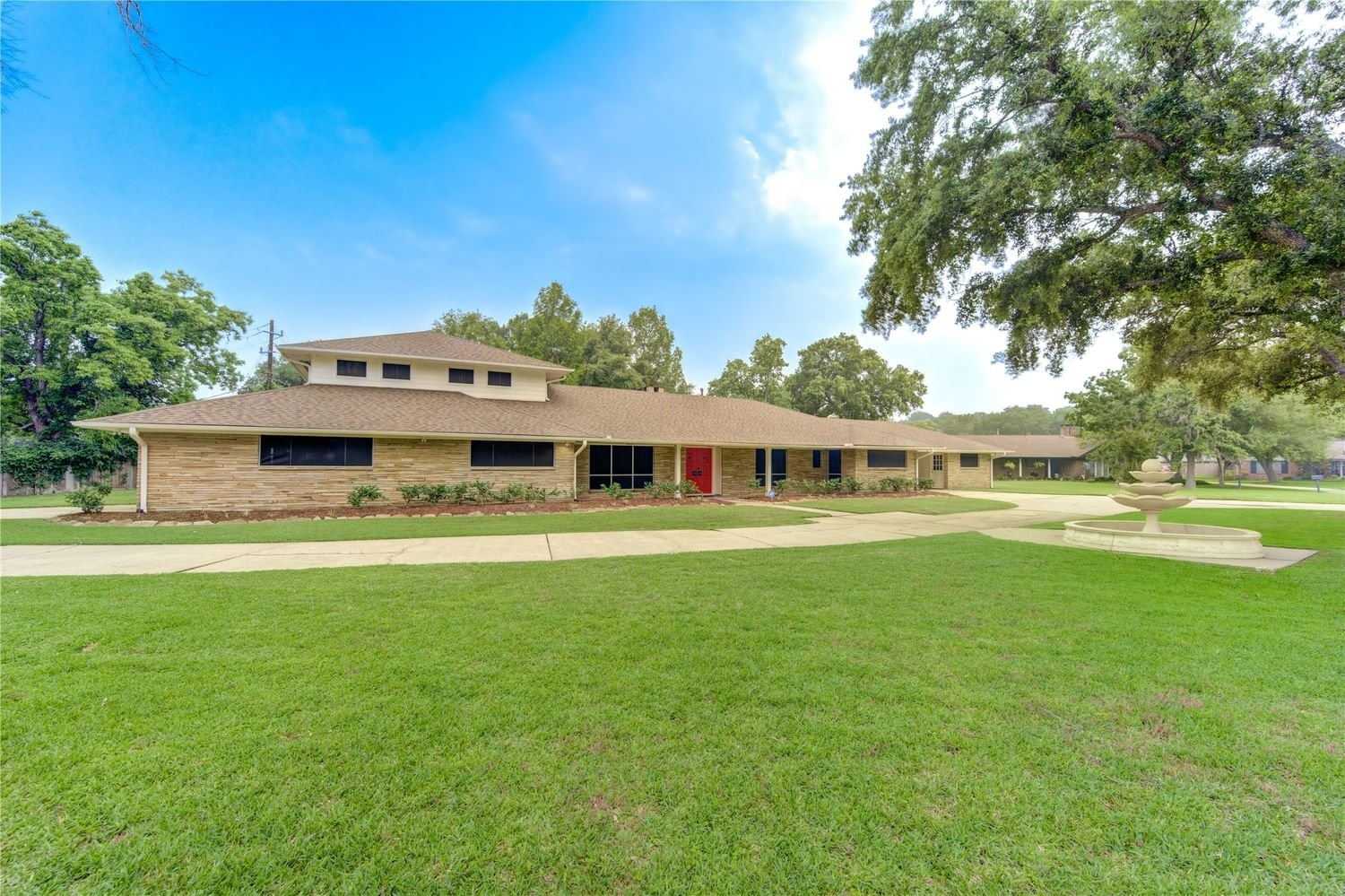 Real estate property located at 102 Oak Shadows, Harris, Roseland Oaks, Baytown, TX, US