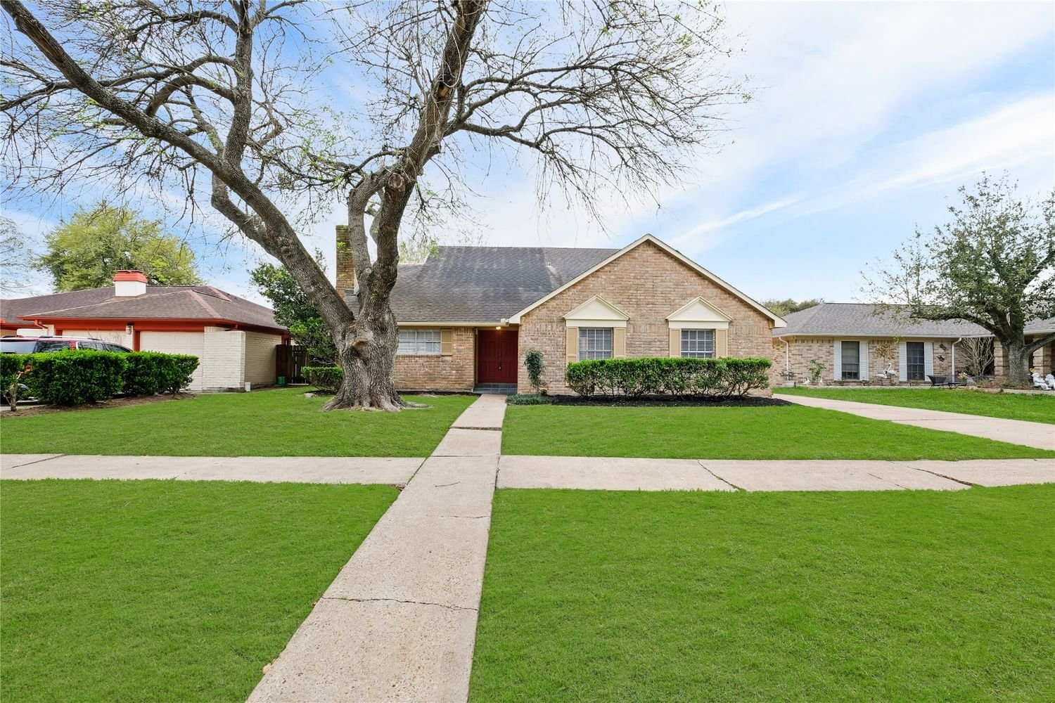 Real estate property located at 12723 Hunting Brook, Harris, Huntington Village, Houston, TX, US