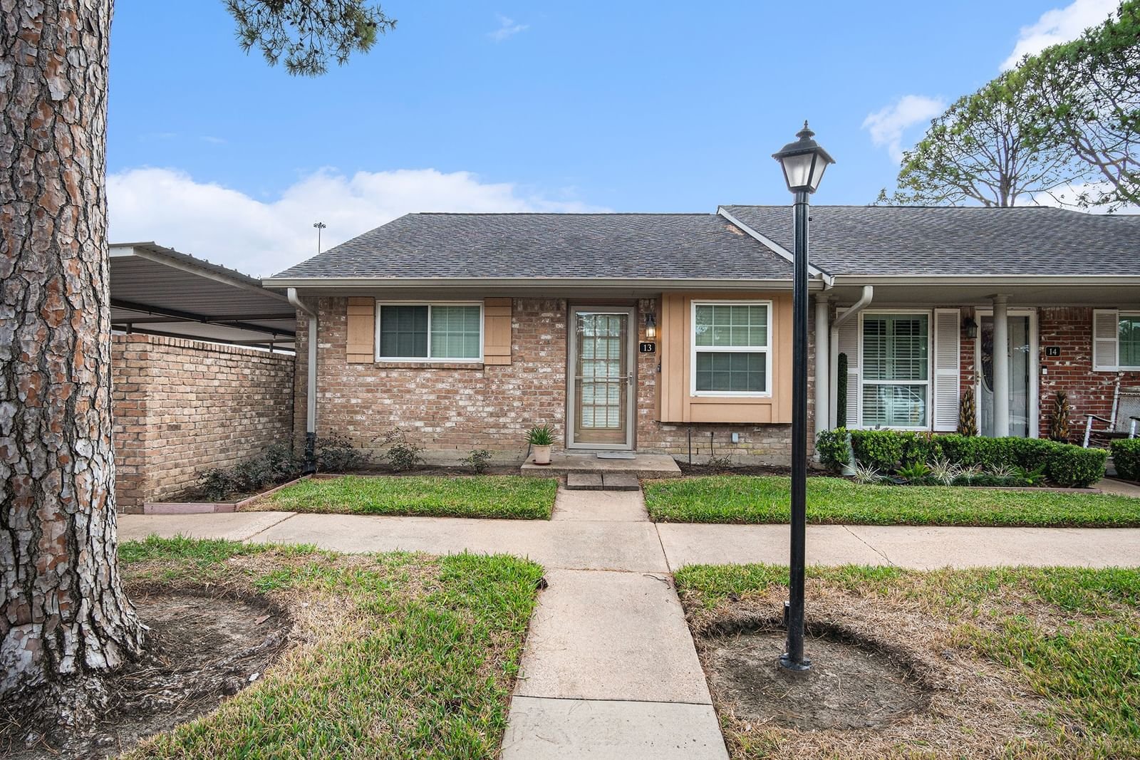 Real estate property located at 1014 Tri Oaks #13, Harris, Houston, TX, US