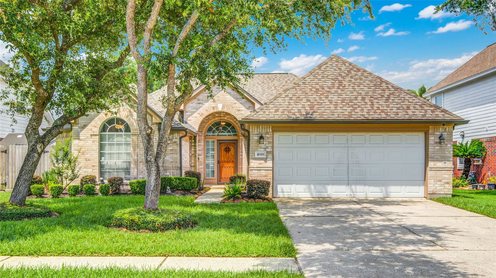 Real estate property located at 8111 Fox, Chambers, Country Meadows Sec 02, Baytown, TX, US