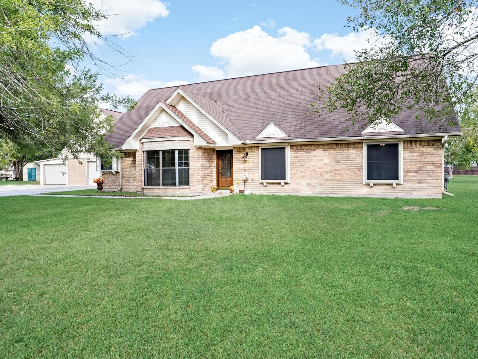 Real estate property located at 10867 Greenway, Jefferson, Green Acres Add, Beaumont, TX, US