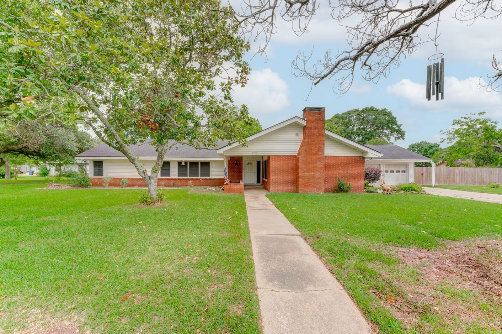 Real estate property located at 907 Magnolia, Brazoria, Wilshire Angleton, Angleton, TX, US