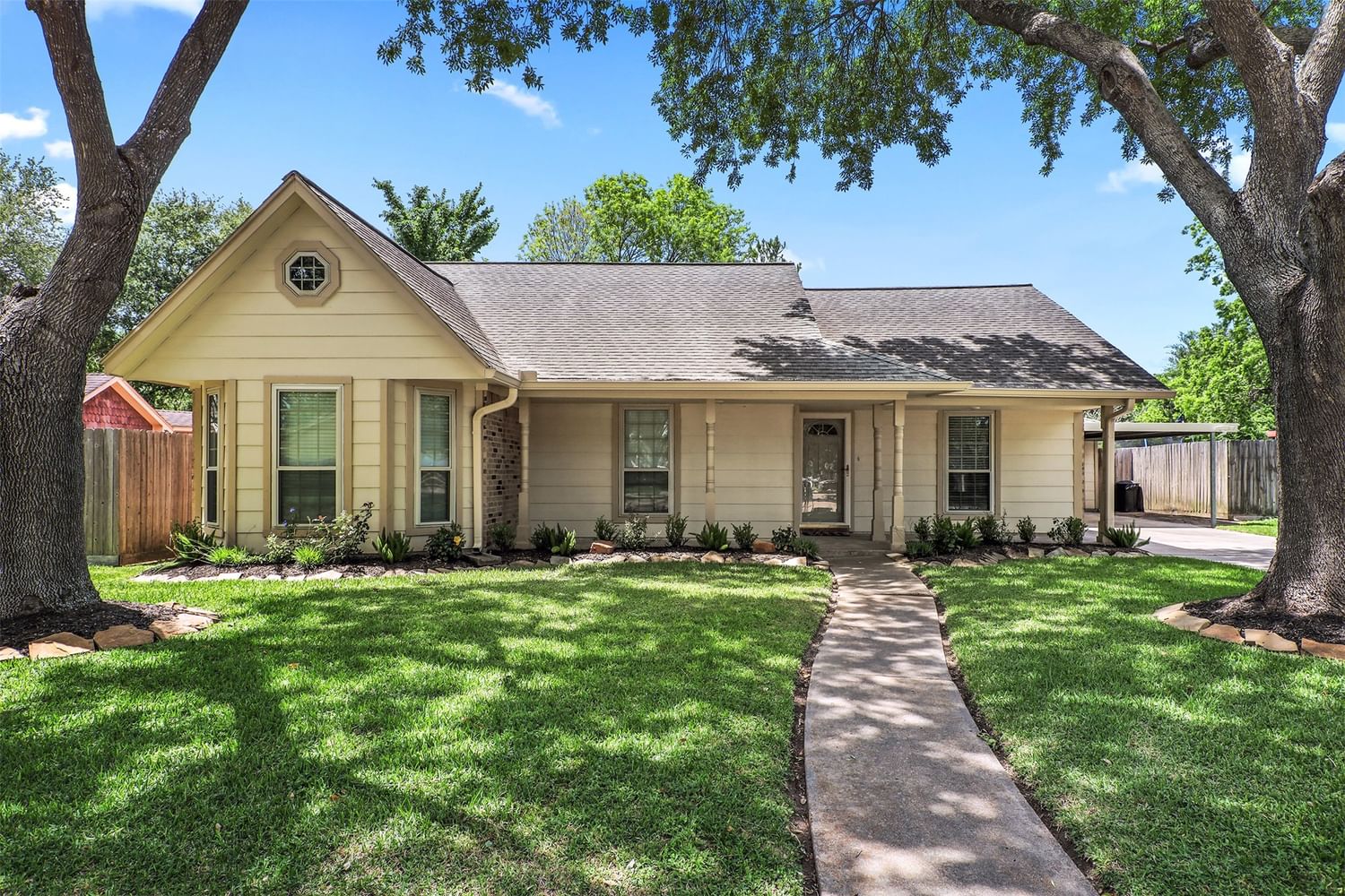 Real estate property located at 3305 Park Shadow, Harris, Park Meadows Sec 02, Deer Park, TX, US