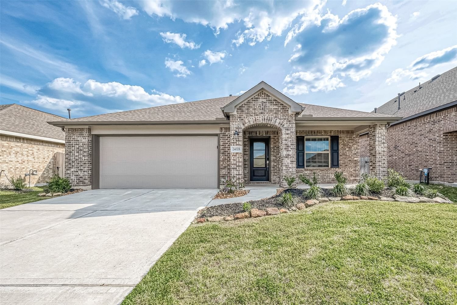 Real estate property located at 24028 Hawthorn Lakes, Montgomery, Tavola 26, New Caney, TX, US