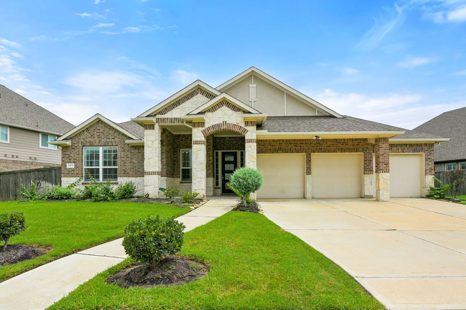 Real estate property located at 2409 Songlark Springs, Harris, Riverstone Ranch/Clear Crk Sec, Pearland, TX, US