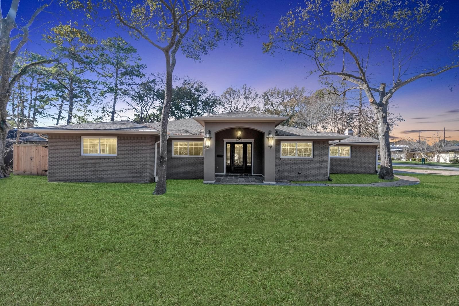 Real estate property located at 9402 Crispin, Harris, Spring Branch Oaks, Houston, TX, US