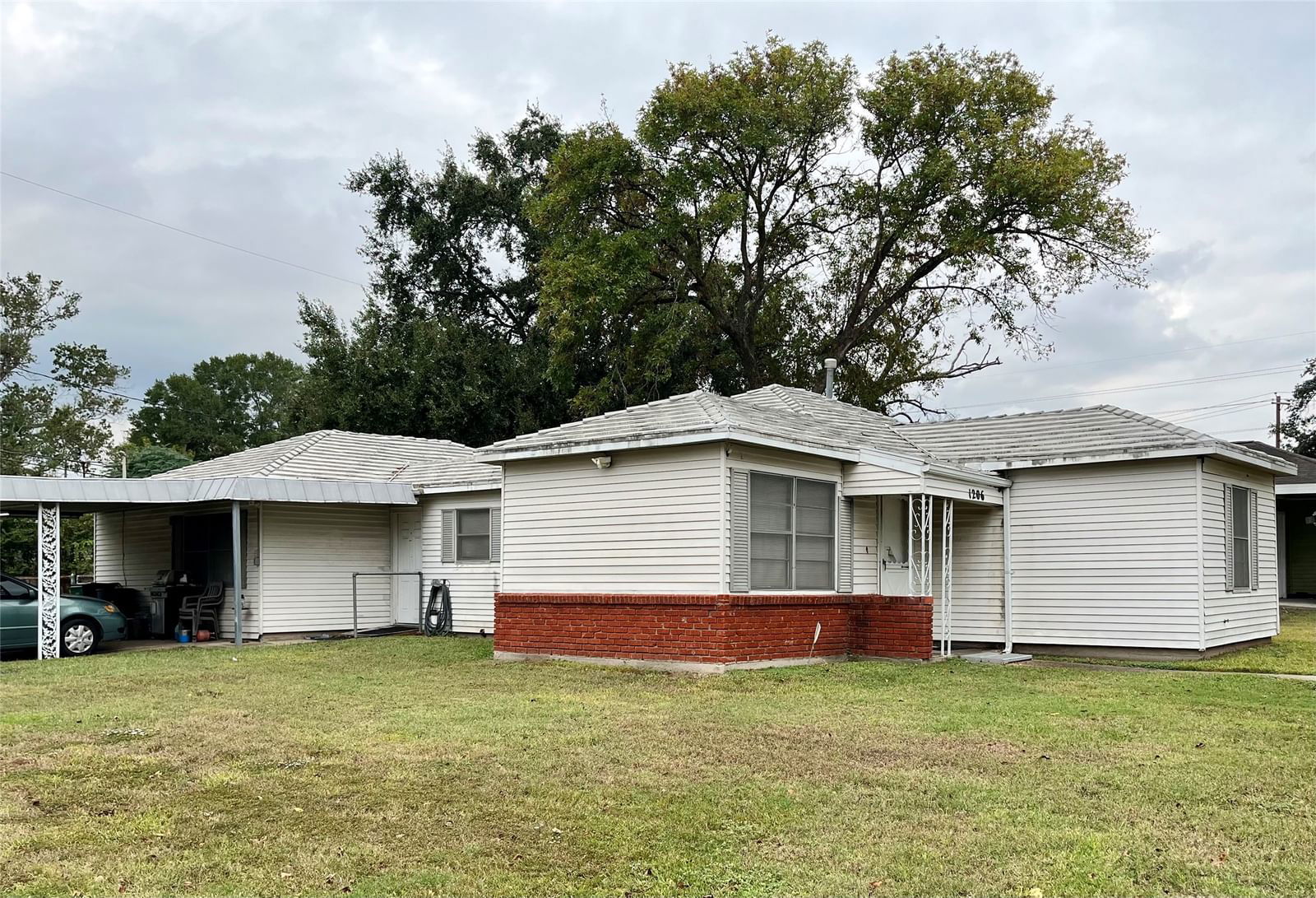 Real estate property located at 1206 Pinewood, Harris, Southmore Plaze Sec 02, Pasadena, TX, US