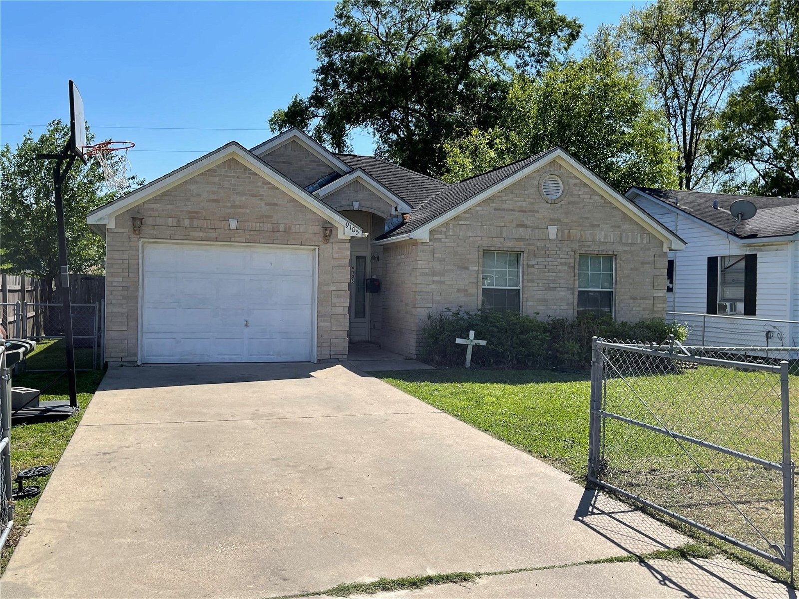 Real estate property located at 9105 Gardner, Jefferson, Beaumont, TX, US
