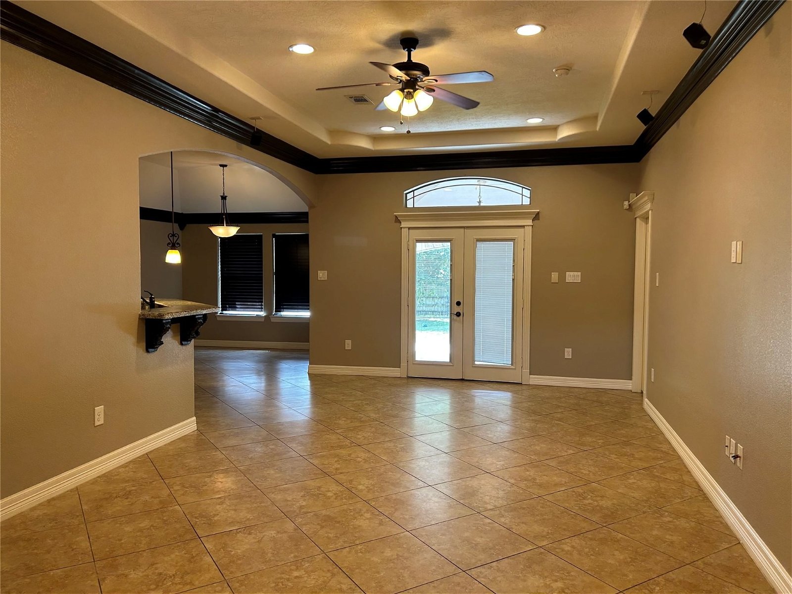 Real estate property located at 1014 Mississippi, Harris, South Houston, TX, US