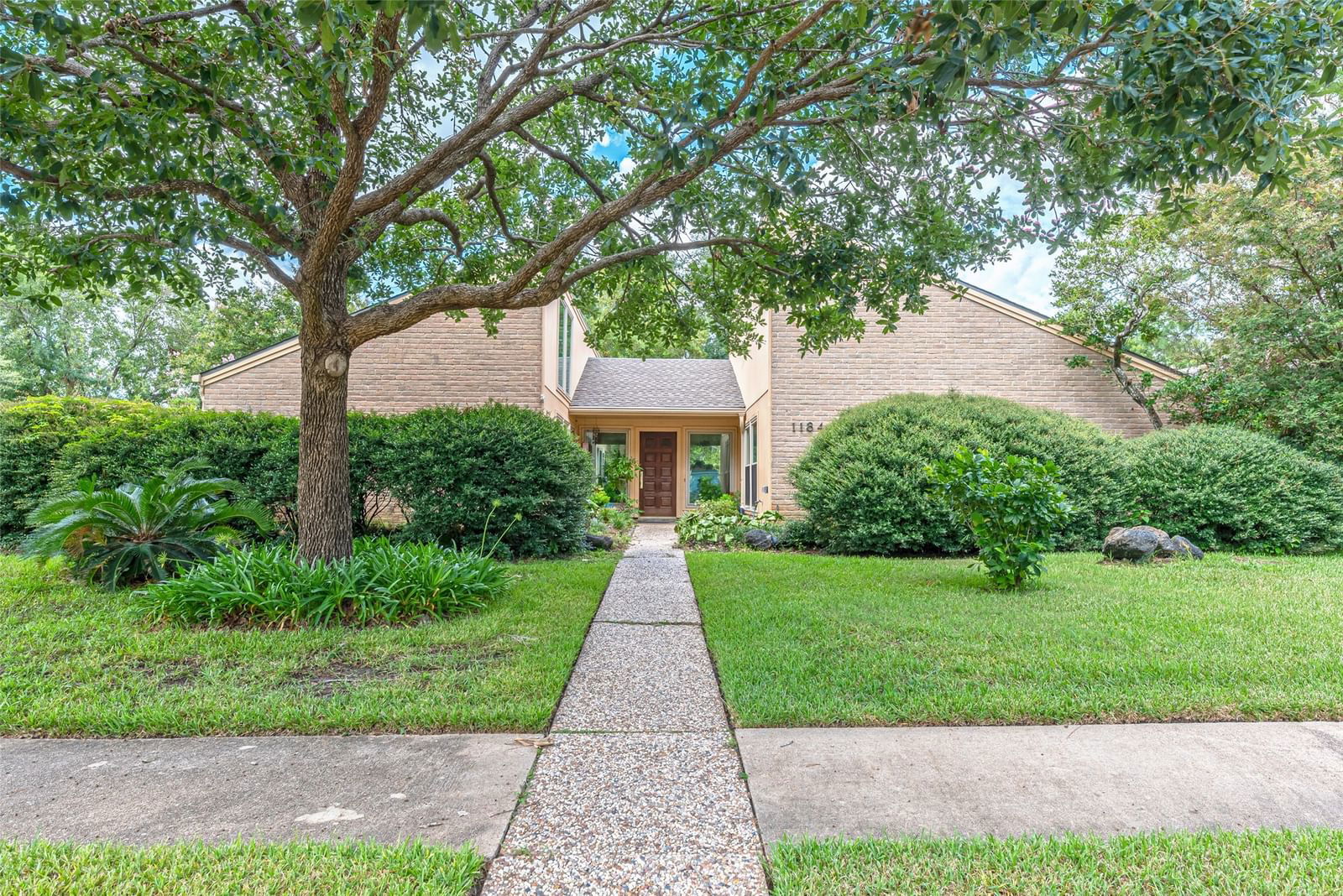 Real estate property located at 11846 Cedar Pass, Harris, Country Village, Houston, TX, US